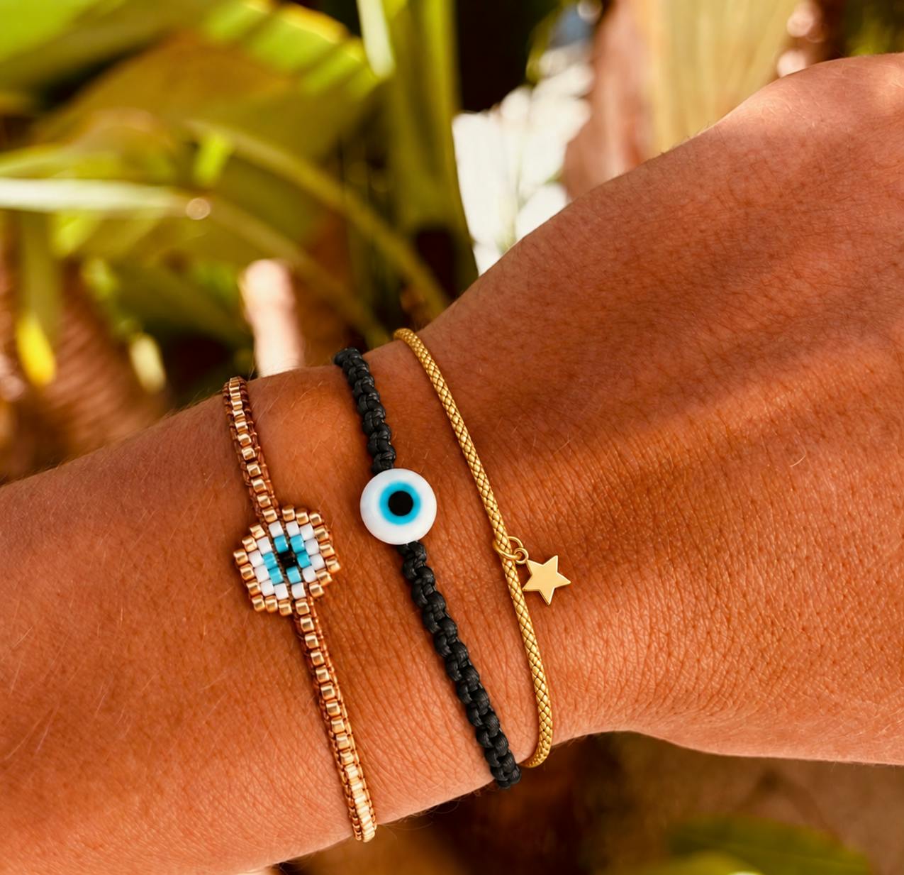 Gold Star Charm Bracelet