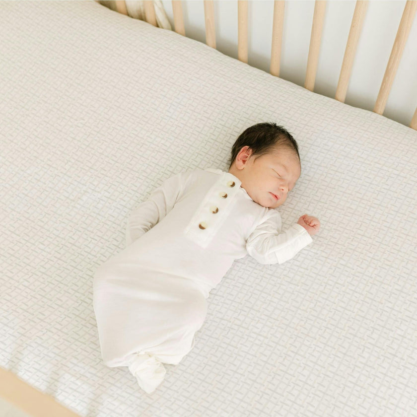 Cove Fitted Crib Sheet (Hashtag)