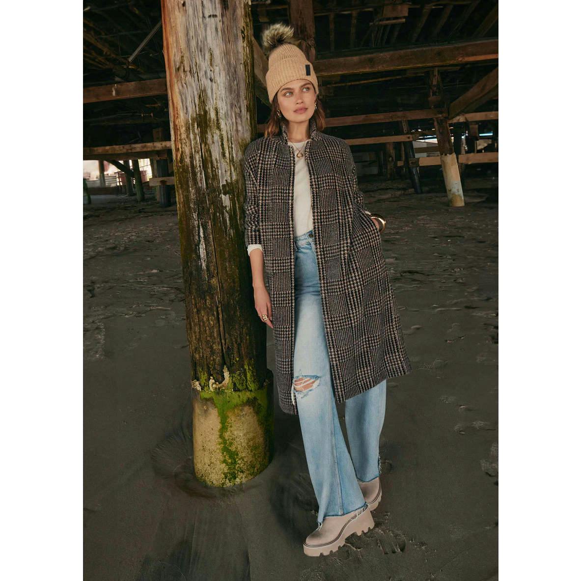 Ribbed Lurex Knit Hat (Snap On Pom Sold Separately)