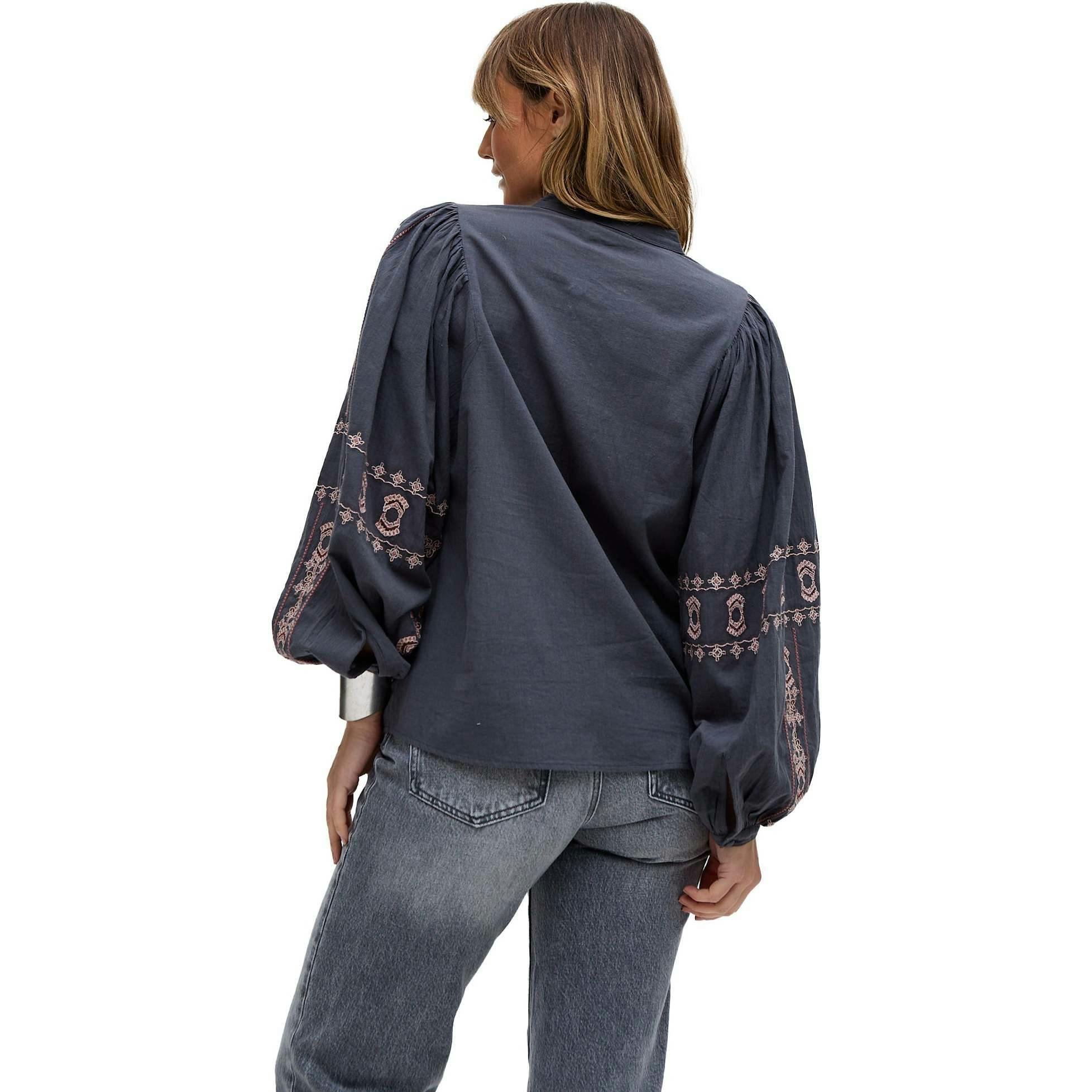 Demi Embroidered Ballon Sleeve Shirt