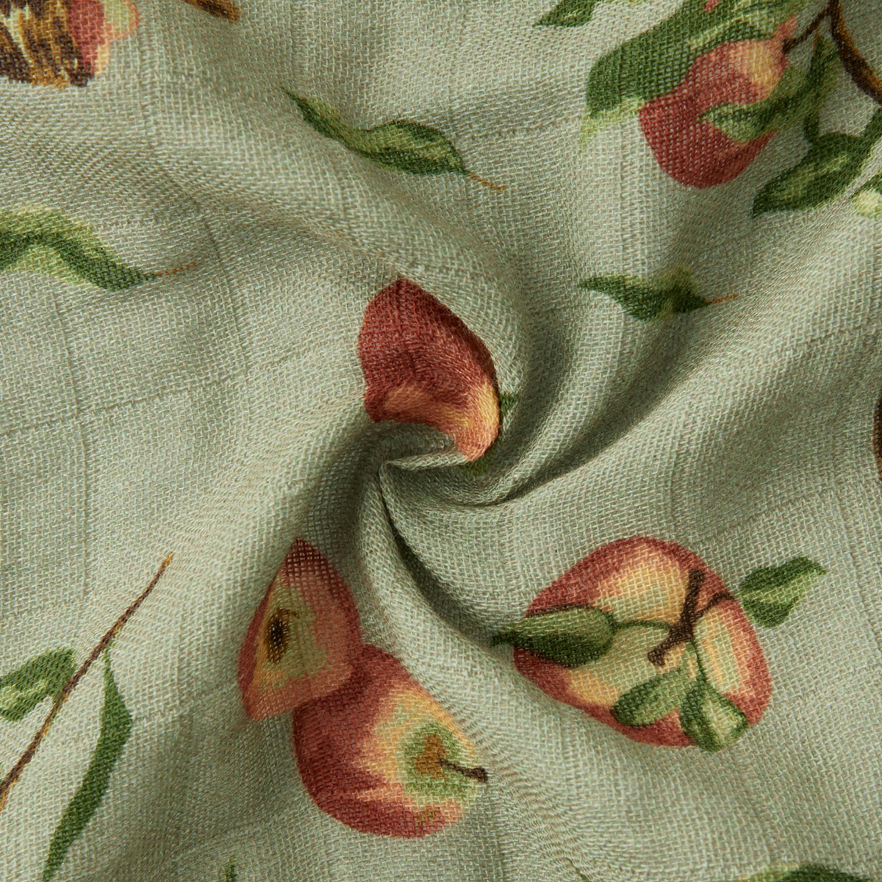 Apple Orchard Organic Cotton Two-Piece Burp Cloth Set