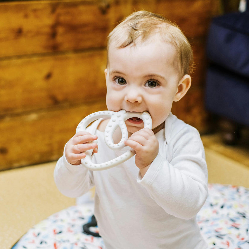 SENSORY RUBBER TEETHER - WHITE