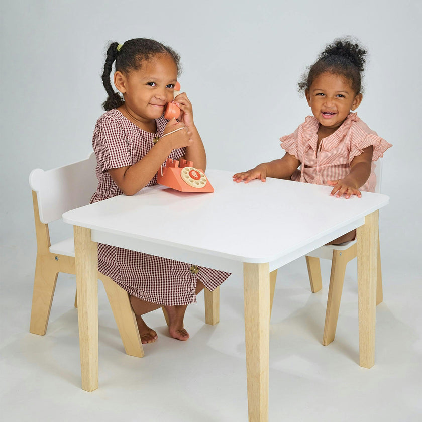 Kid's Table and Chair Set
