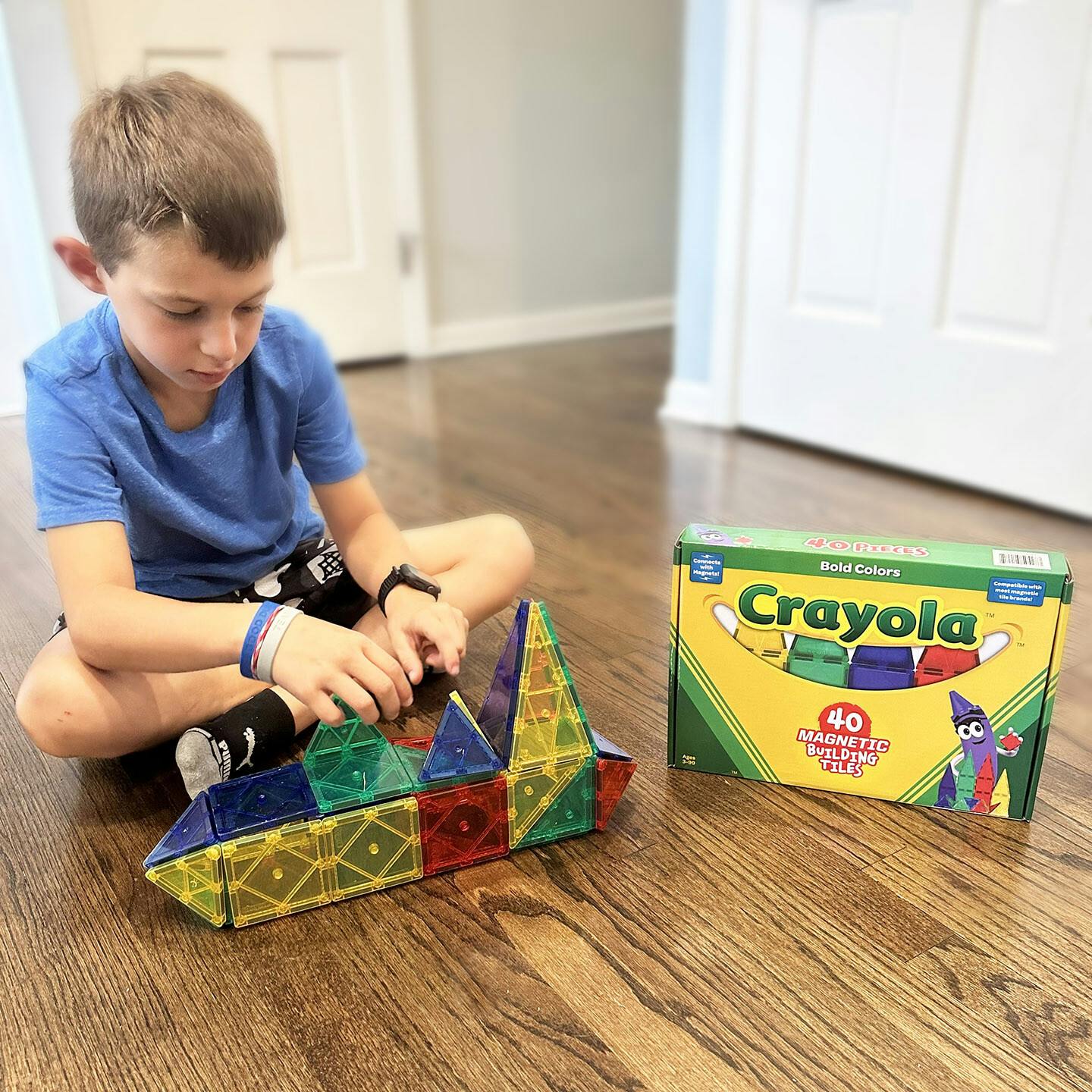 Crayola Bold & Bright Magnetic Tiles 40 Piece Set