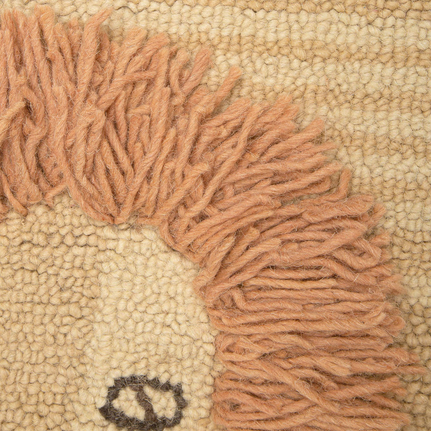 Kendi Lion Shaped Wool Accent Rug (23" x 36")