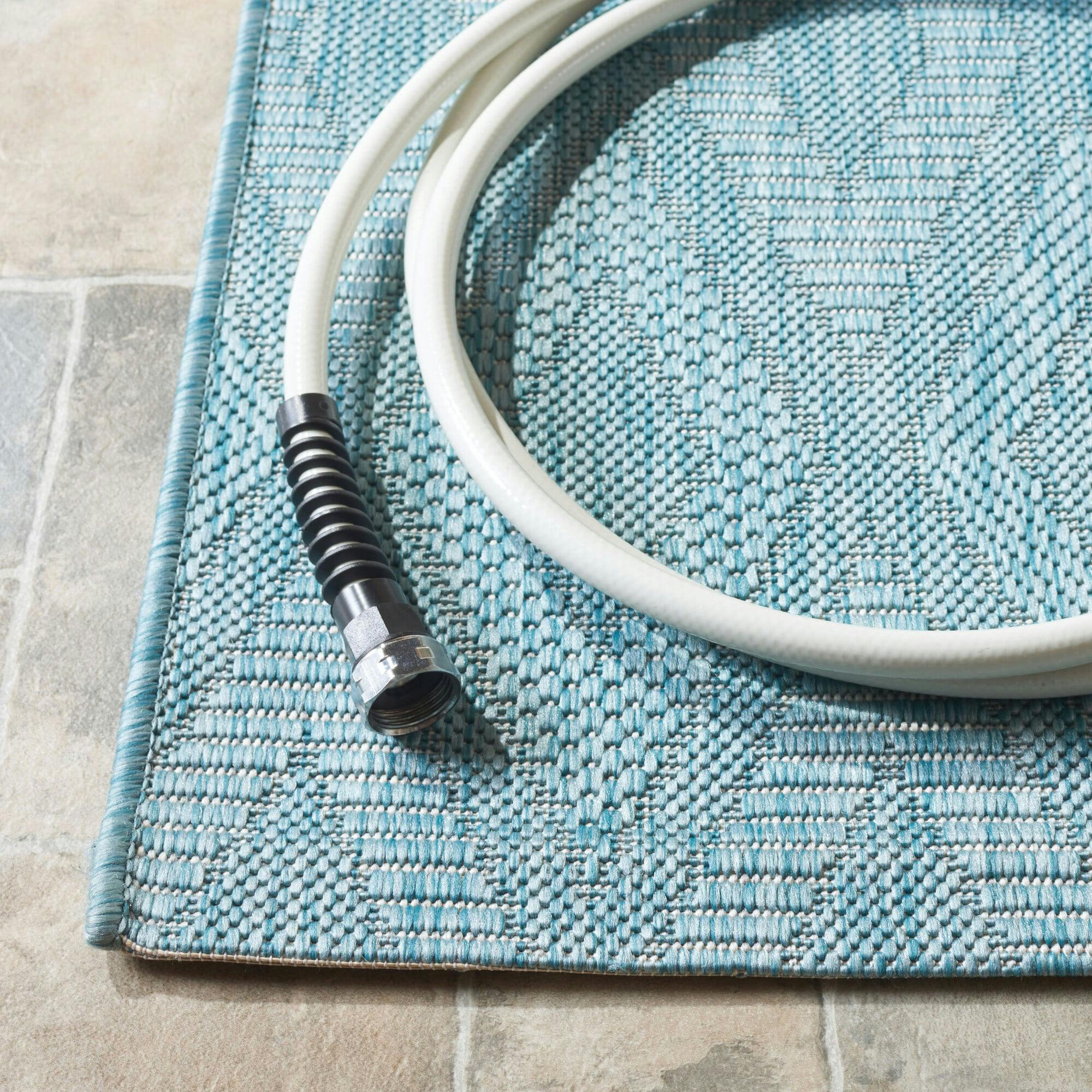 Courtyard August Indoor/Outdoor Rug, Turquoise