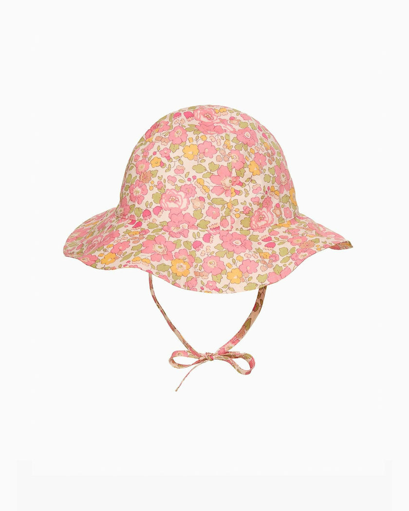 Natasha Hat in Peach Sparkle Betsy