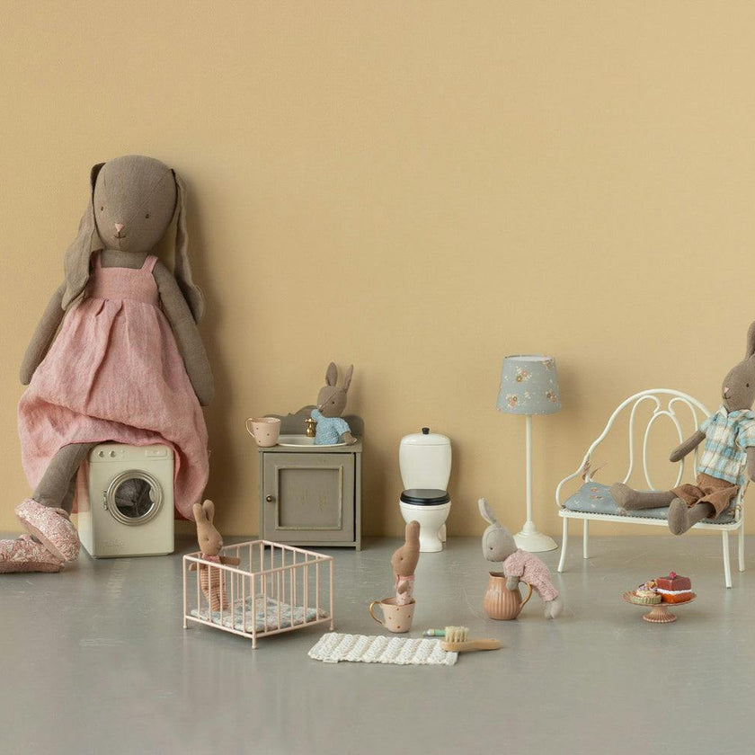 Bunny, Size 4 - Brown - Dress and shoes
