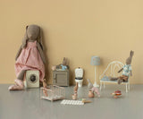 Bunny, Size 4 - Brown - Dress and shoes