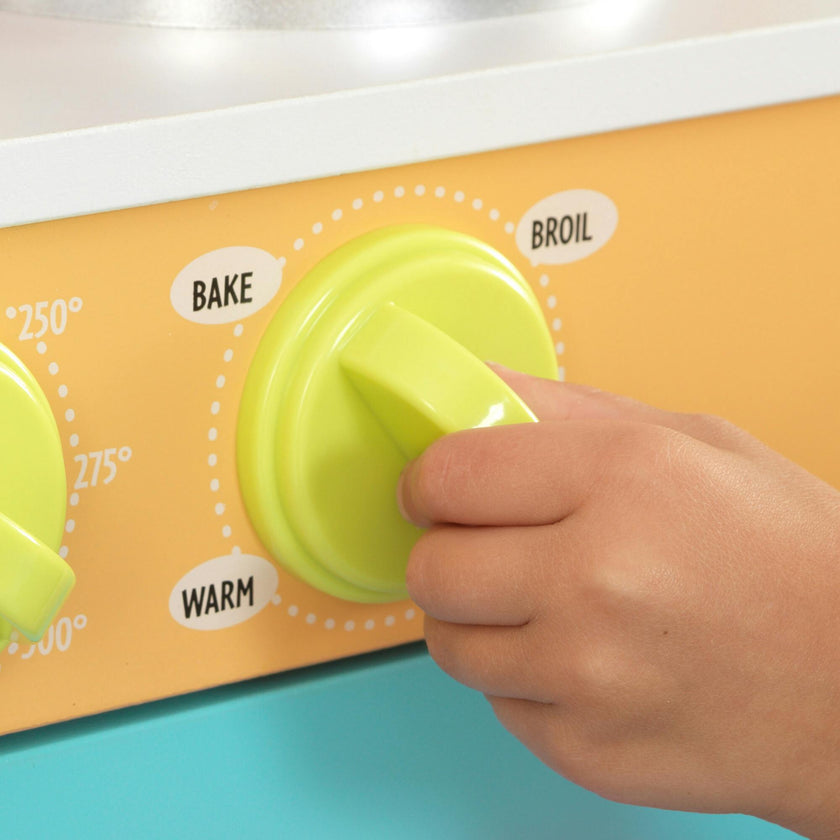 Deluxe Big & Bright Kitchen