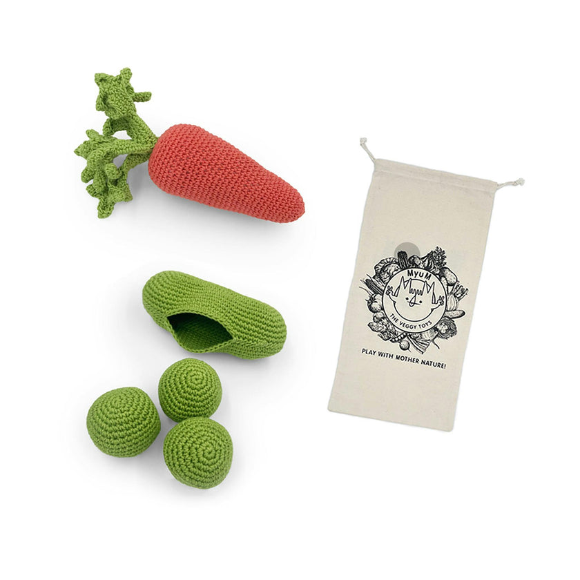 Peas & Carrot Gift Box 🥫  100% organic cotton crochet rattles