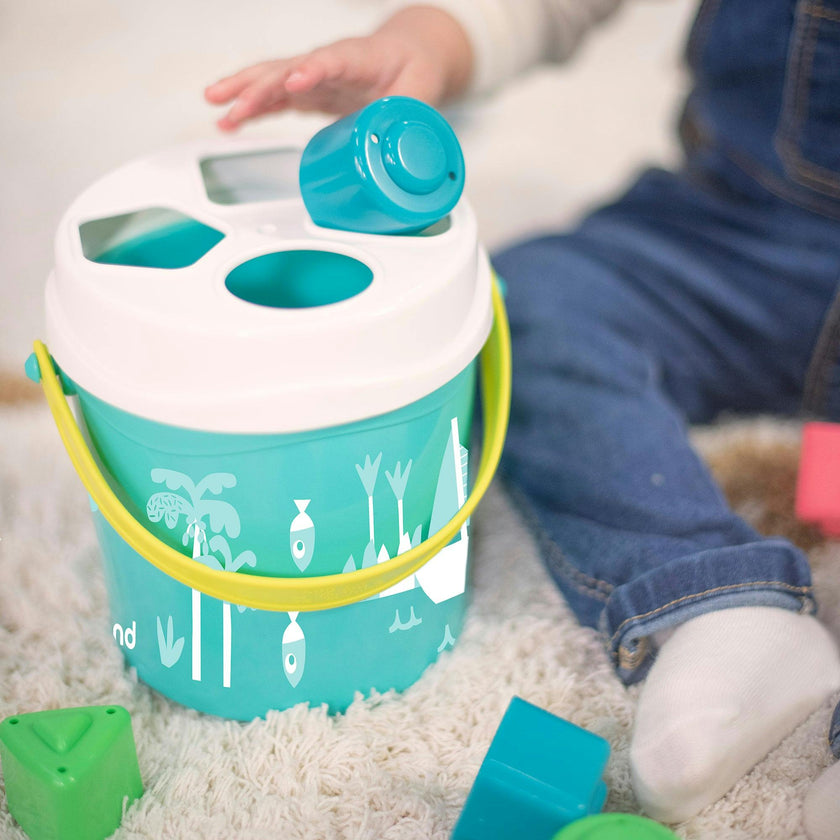Feel to Learn:&nbsp;Turquoise shape sorting bucket