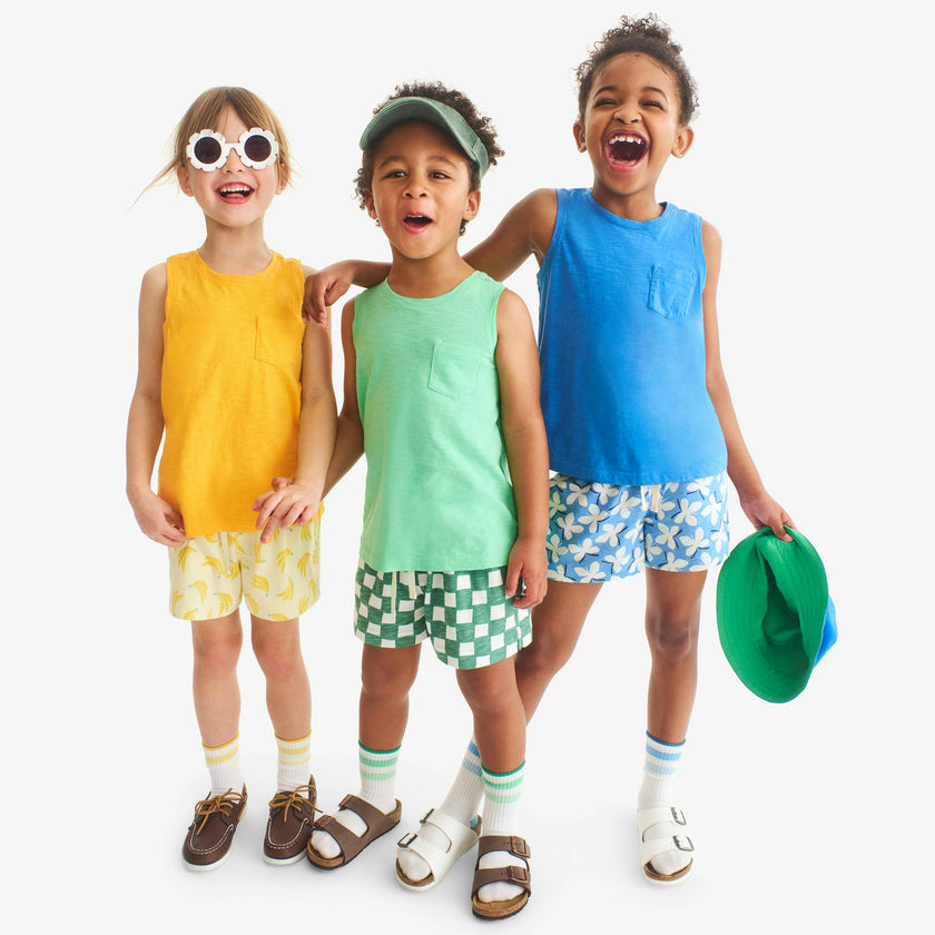 Kids park short in banana bunch&nbsp;