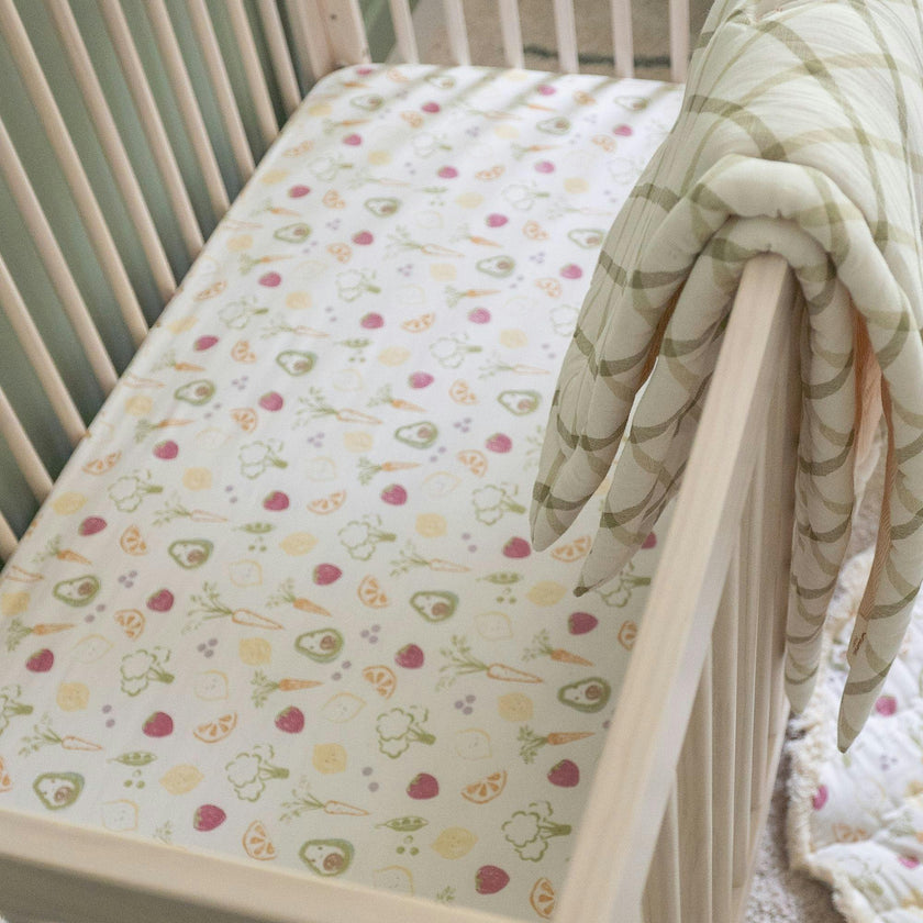 Clementine Fruits & Veggies Cotton Fitted Crib Sheet