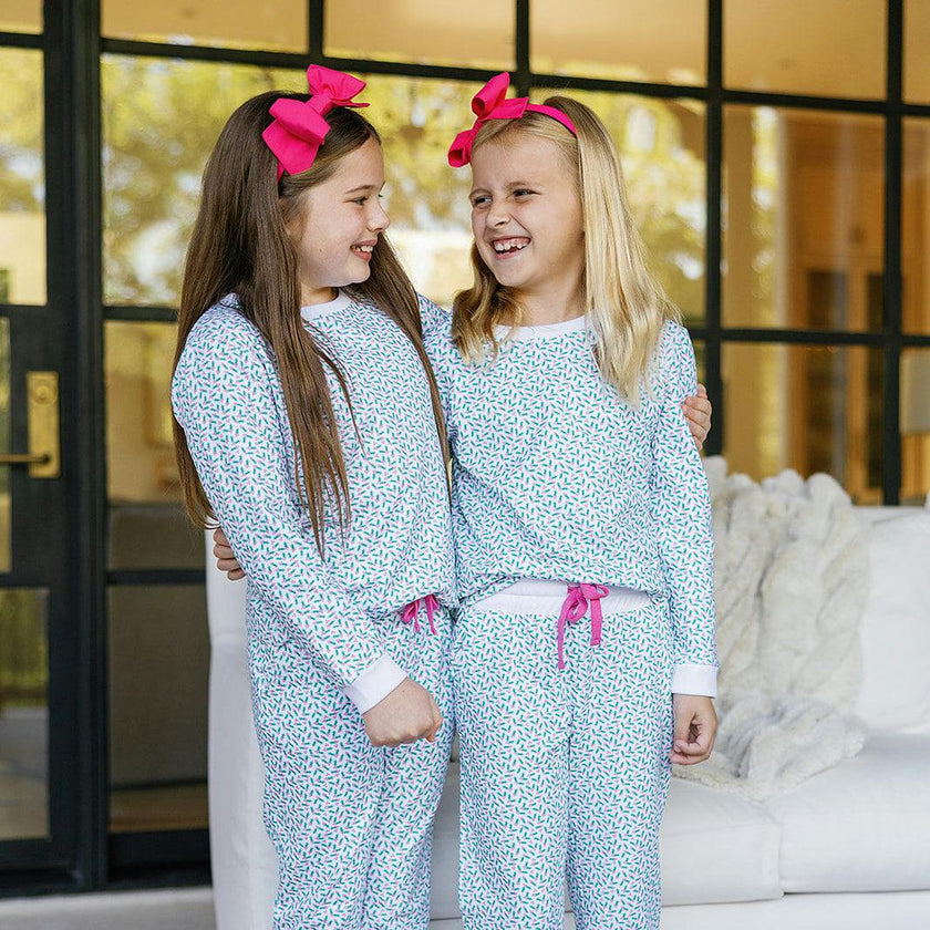 Edie Girls' Sweatshirt Jogger Set Holly Holiday