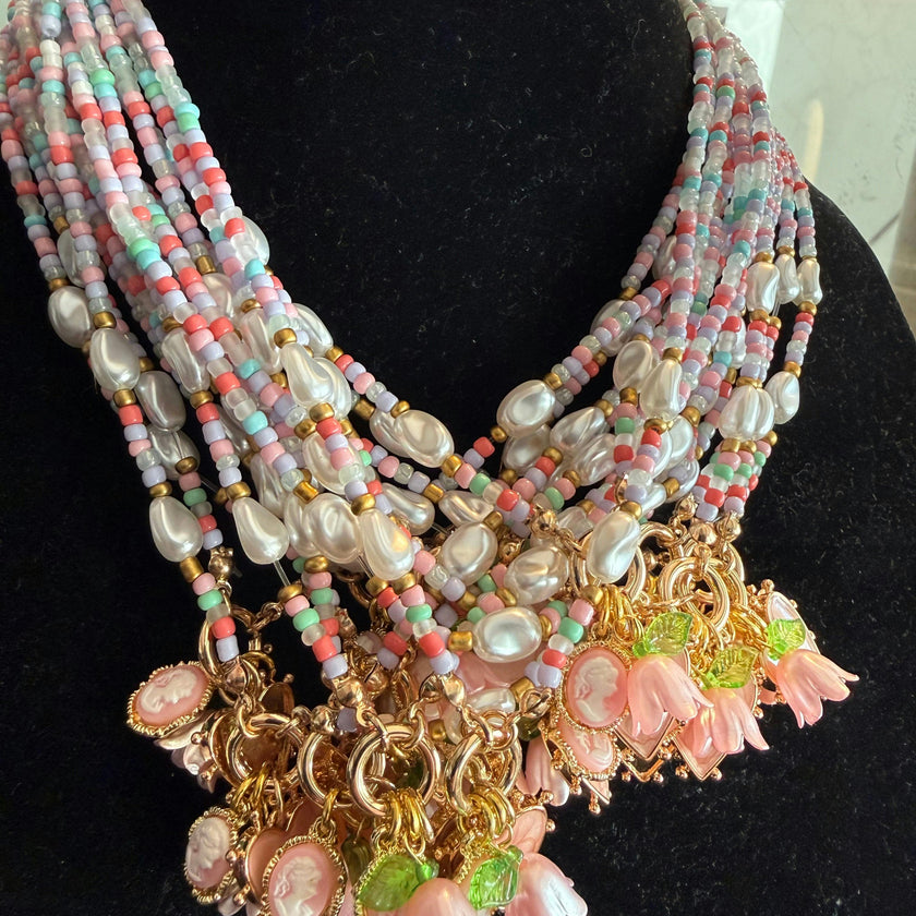 BEADED PEARL FLORAL HEART CHARM NECKLACE
