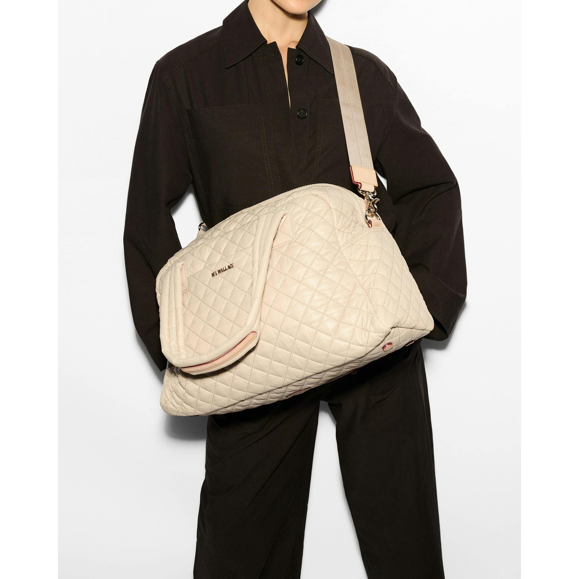 Buff Medium Metro Tote Deluxe