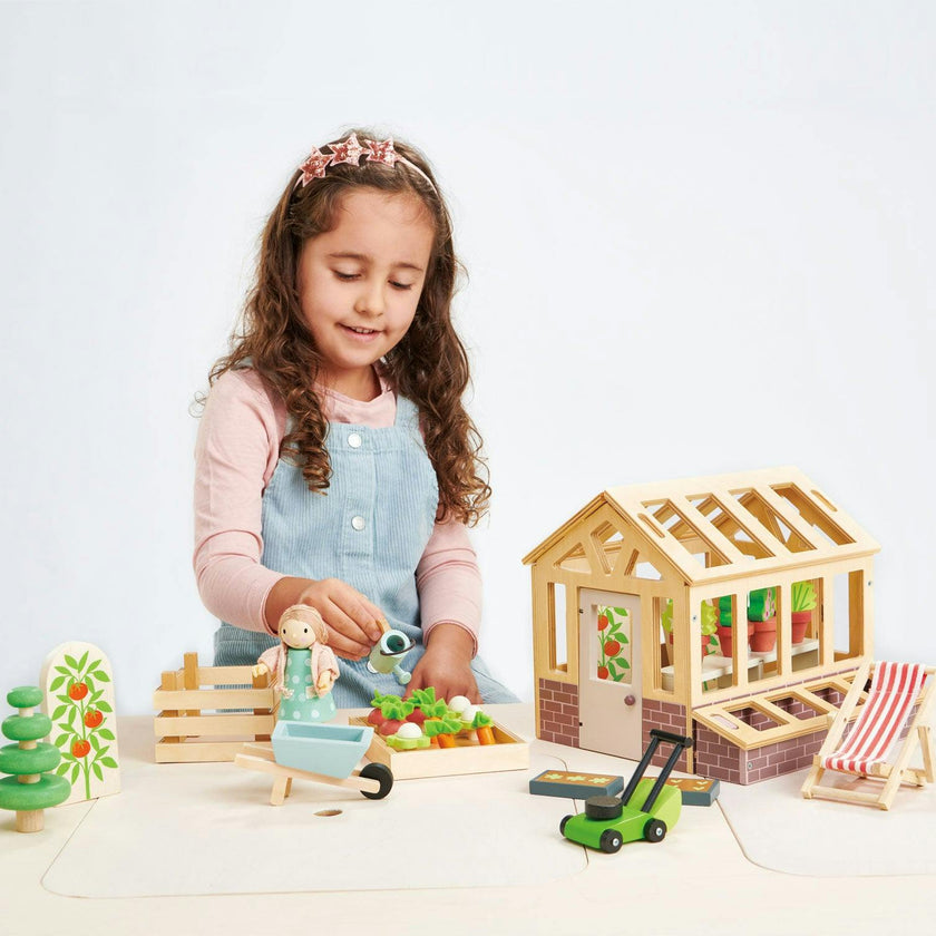 Greenhouse and Garden Set