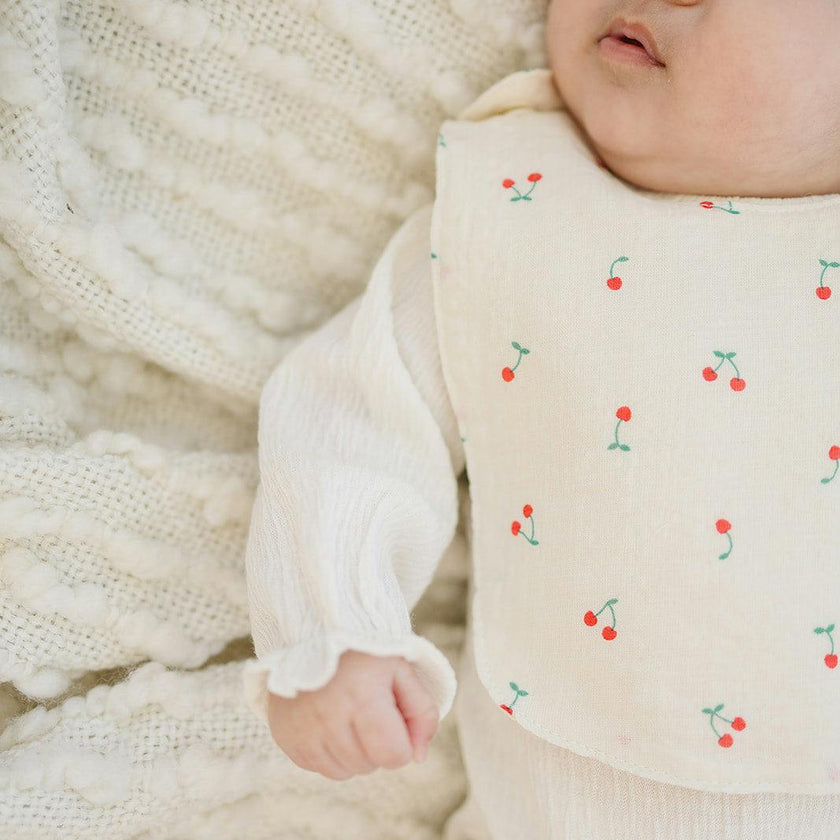 Signature Cotton Print Bib