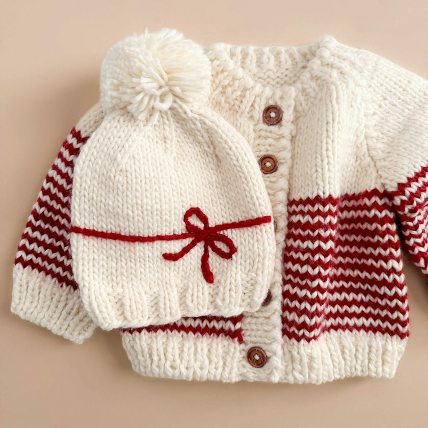 Present Hat, Cream/Red