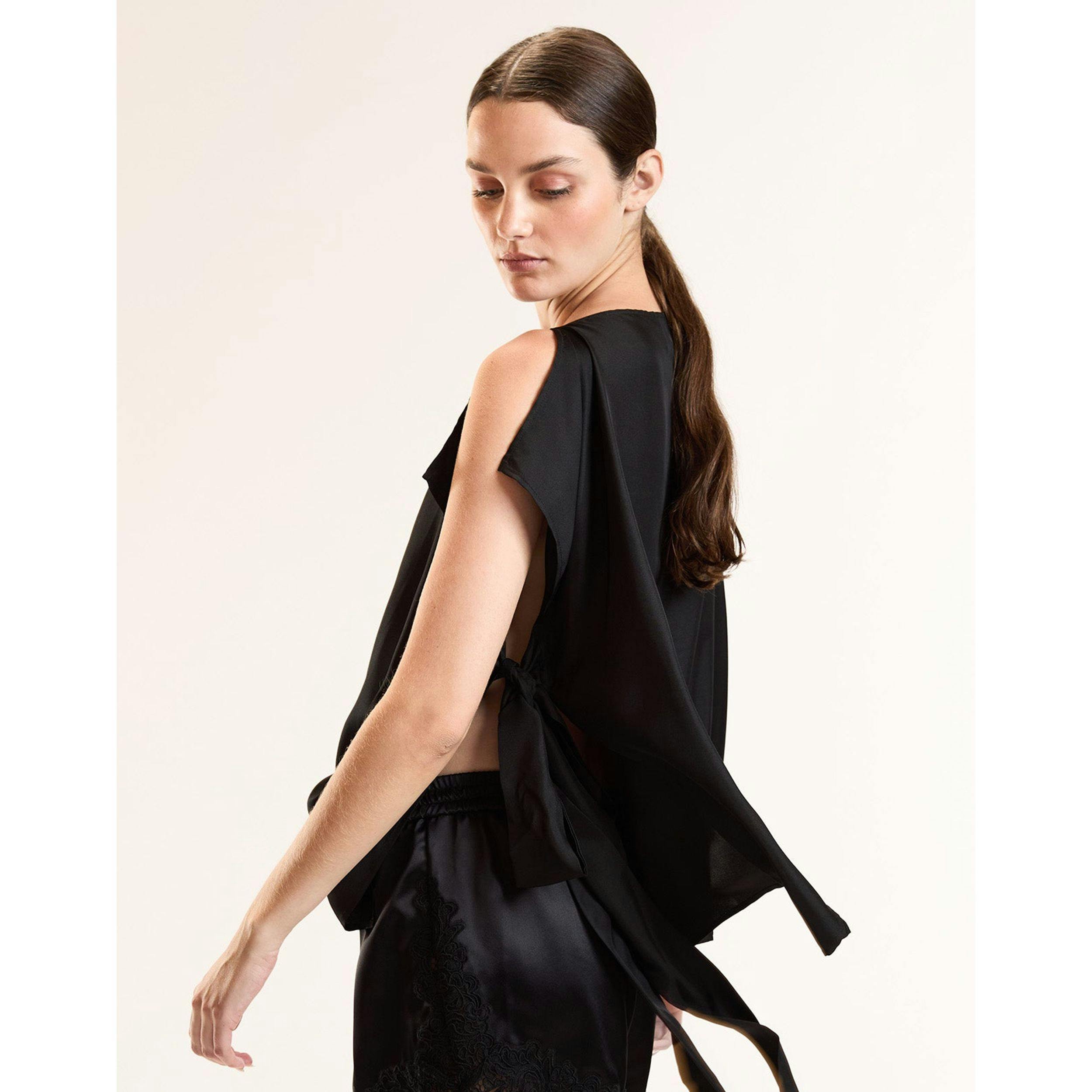 Windswept Tie Top, Black