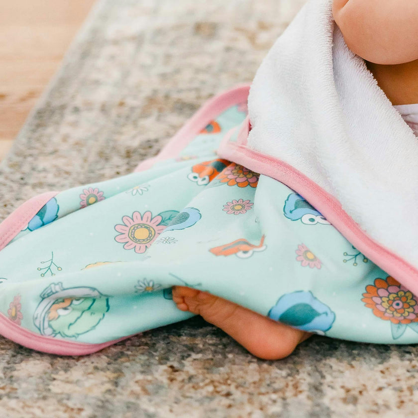 Premium Baby Knit Hooded Towel - Sesame Street Retro Floral