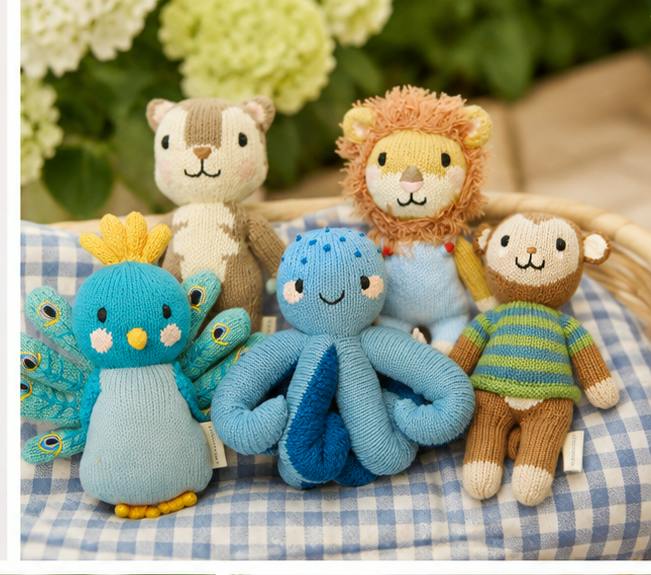 Larkin the Lion - Tuckling Organic Hand-knit Doll