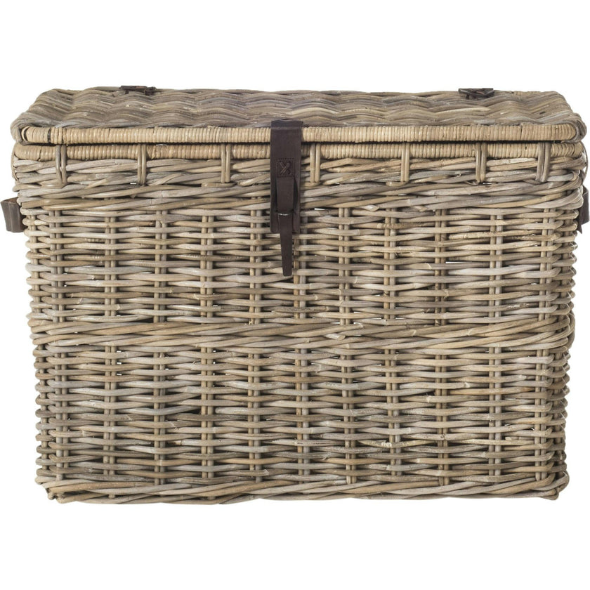 Amancio Wicker Trunk