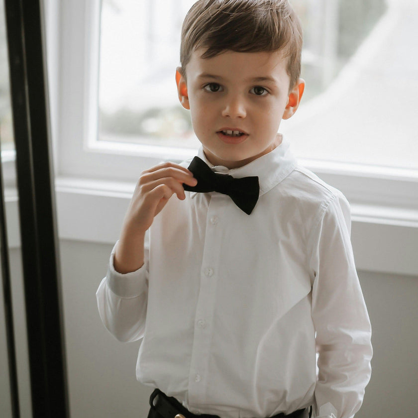 Small Velvet Bow Tie