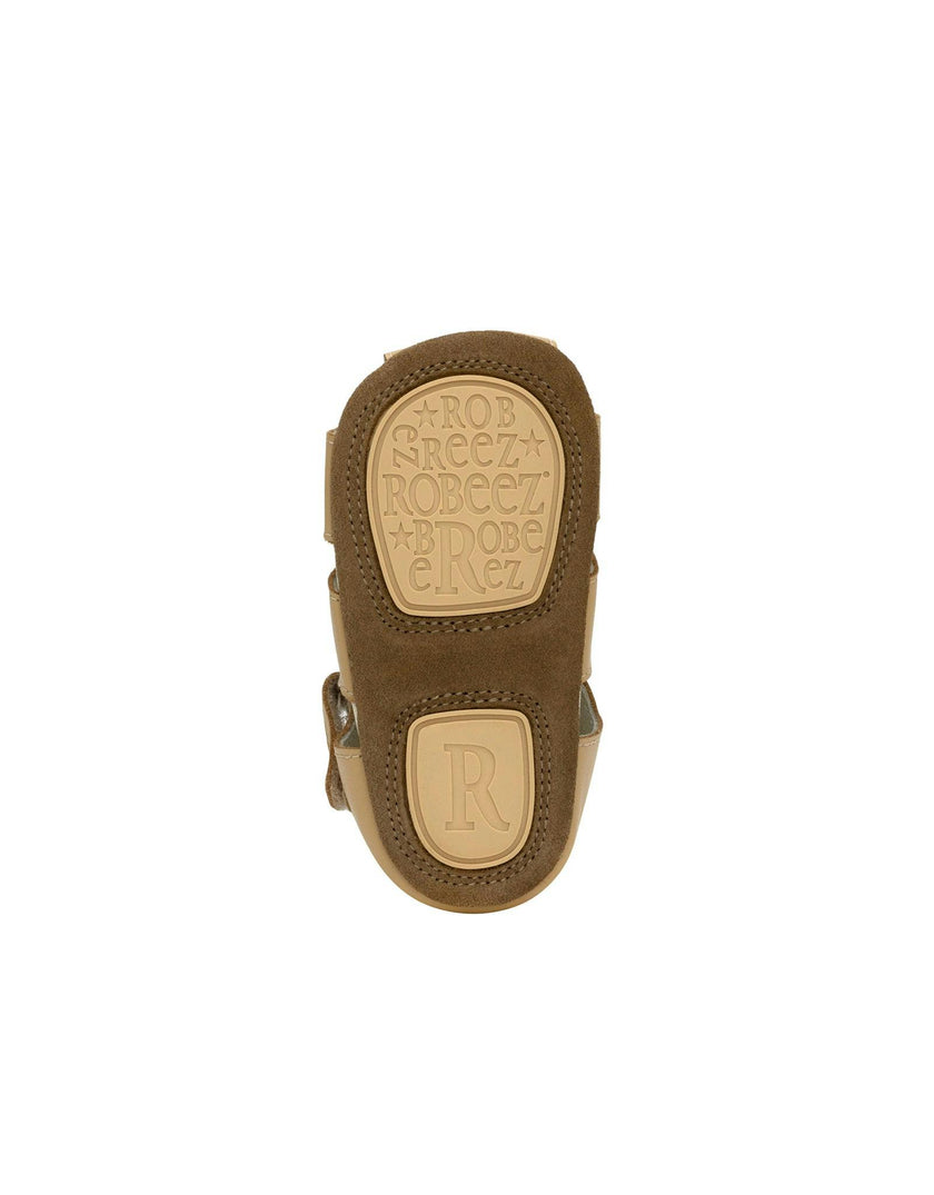 Matthew First Kicks Sandals in Tan
