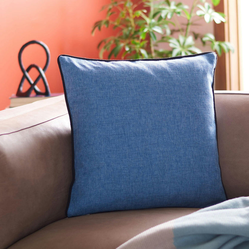 Edeline Pillow