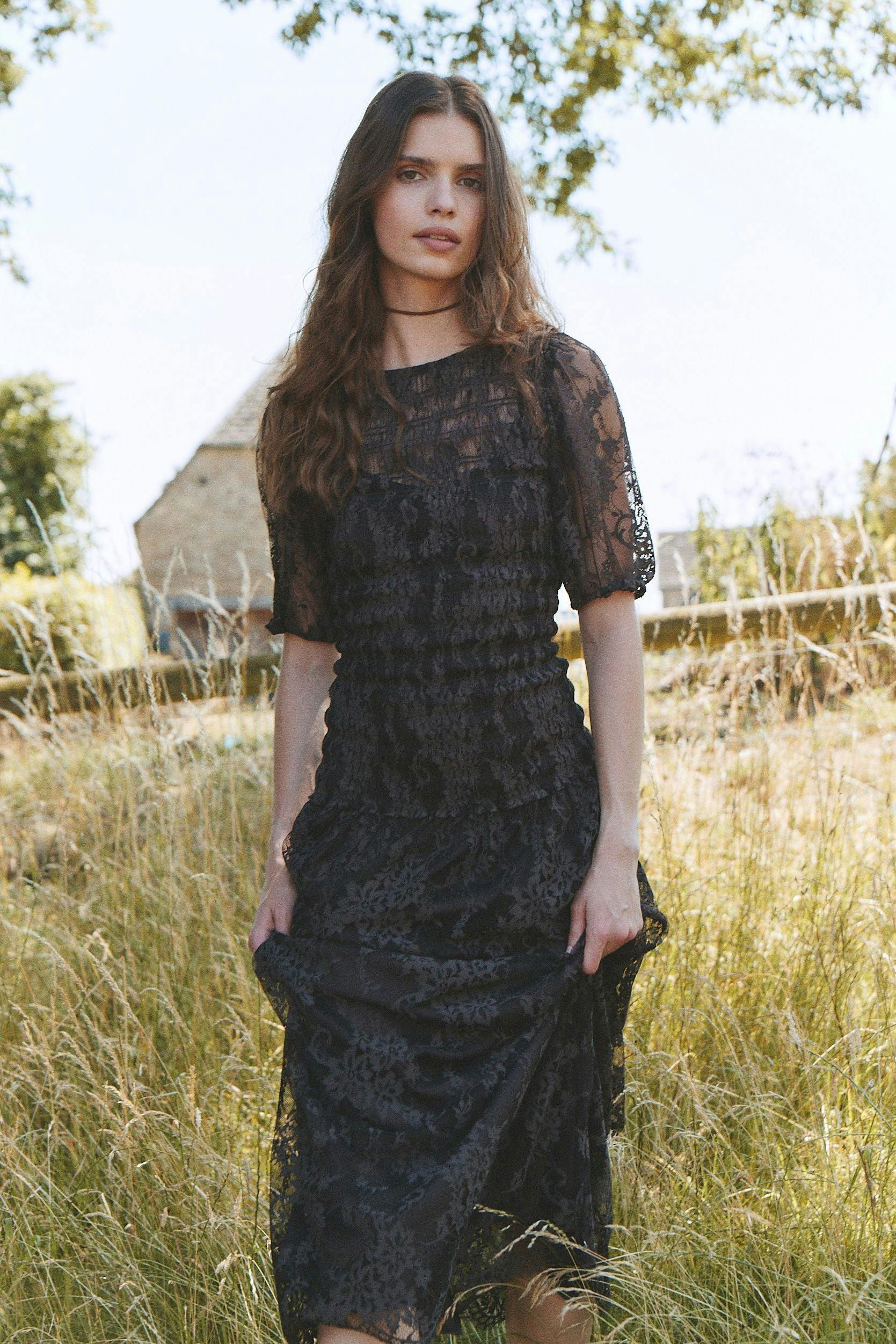 The Short Sleeve Dalia Nap Dress -  Chocolate