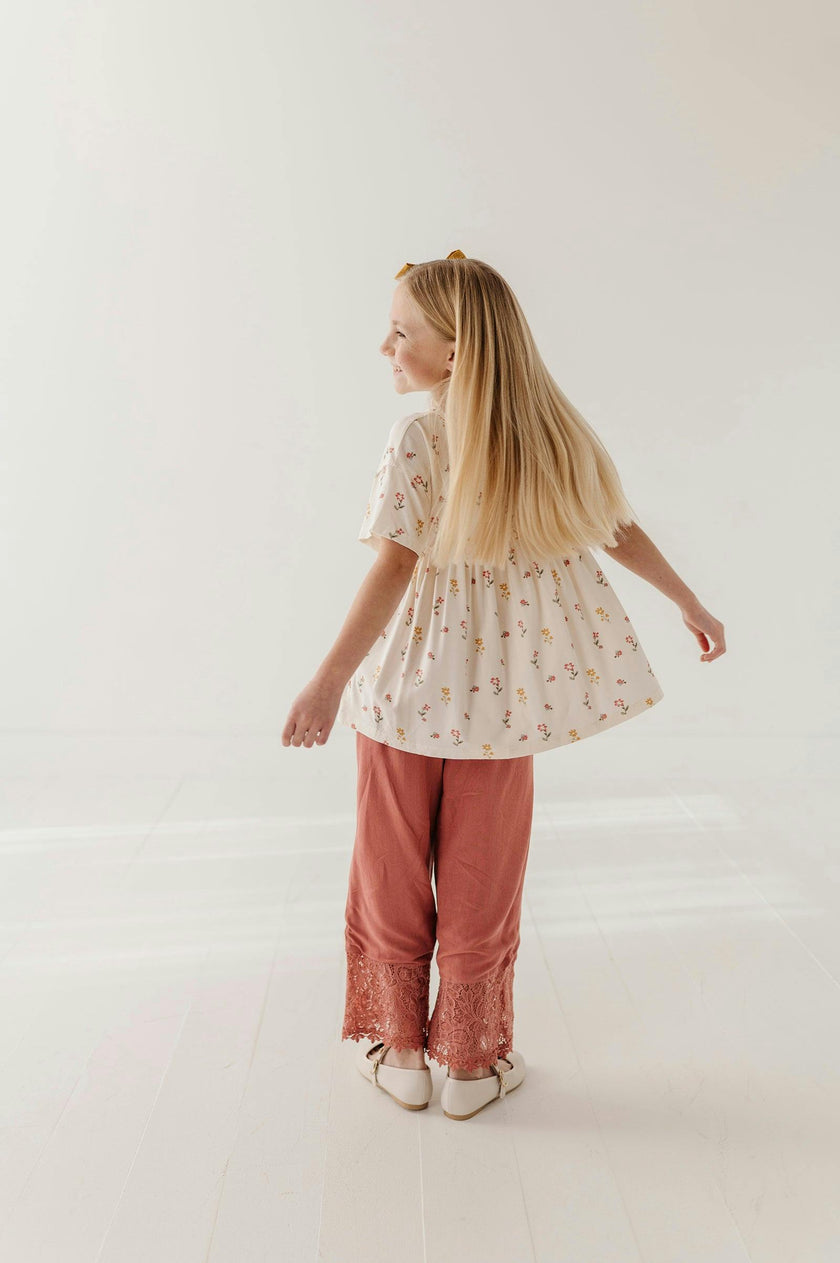 Girls Loose Short Sleeve Top in Rose Cloud