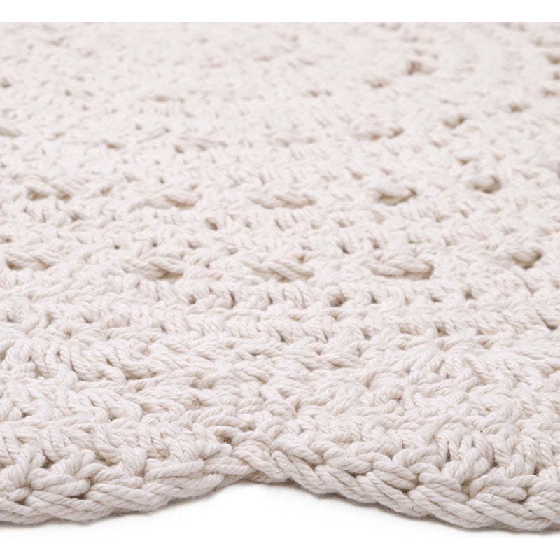 Alma Hand-Crocheted Scalloped Round Rug