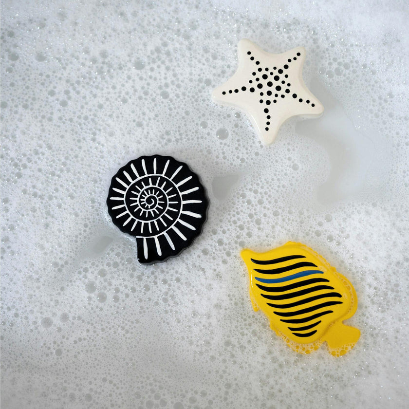 NATURAL RUBBER SENSORY BATH TOYS 3-PACK - Suitable from birth