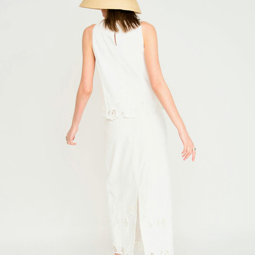 Lombok Skirt in White Embroidered Deco
