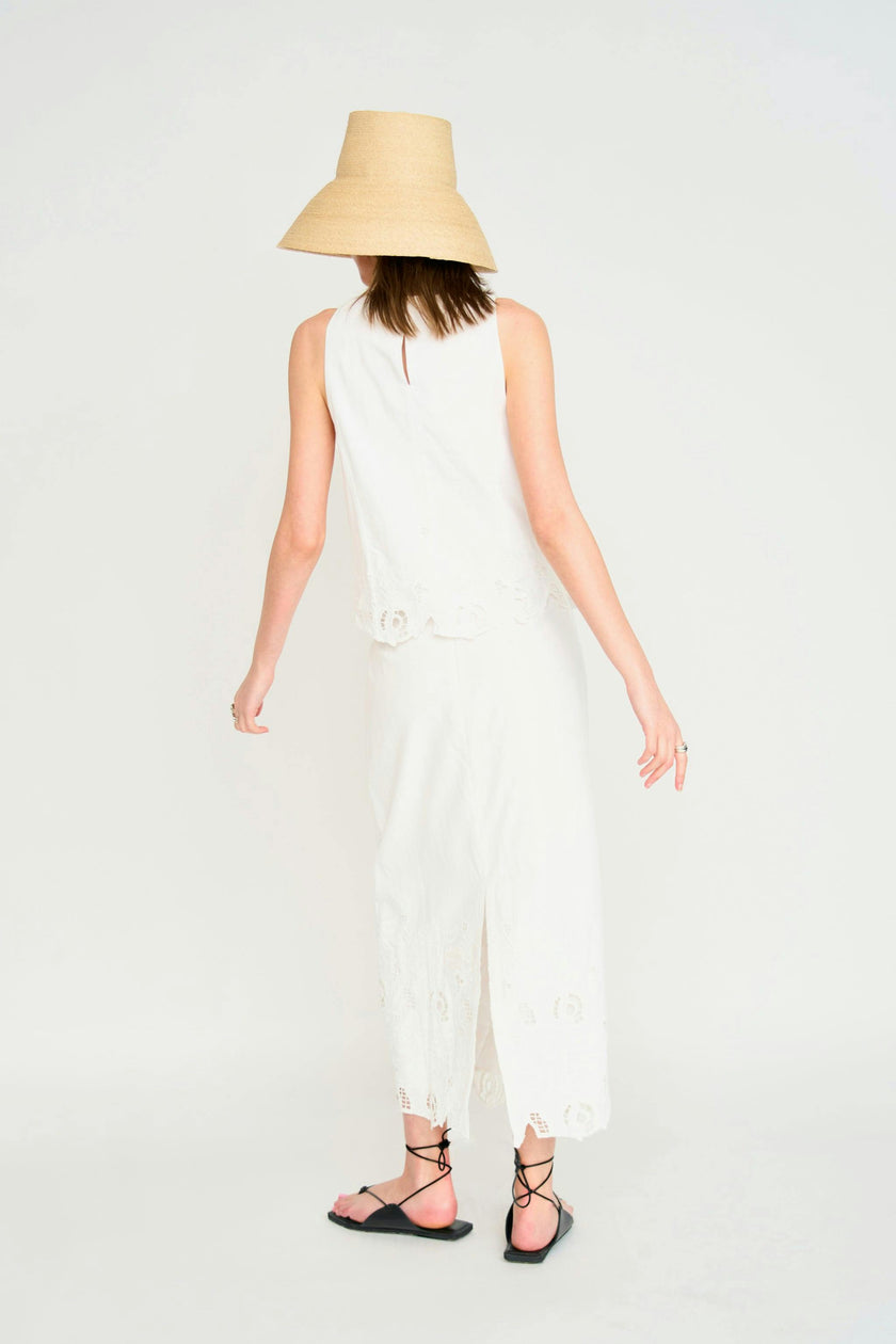 Lombok Skirt in White Embroidered Deco