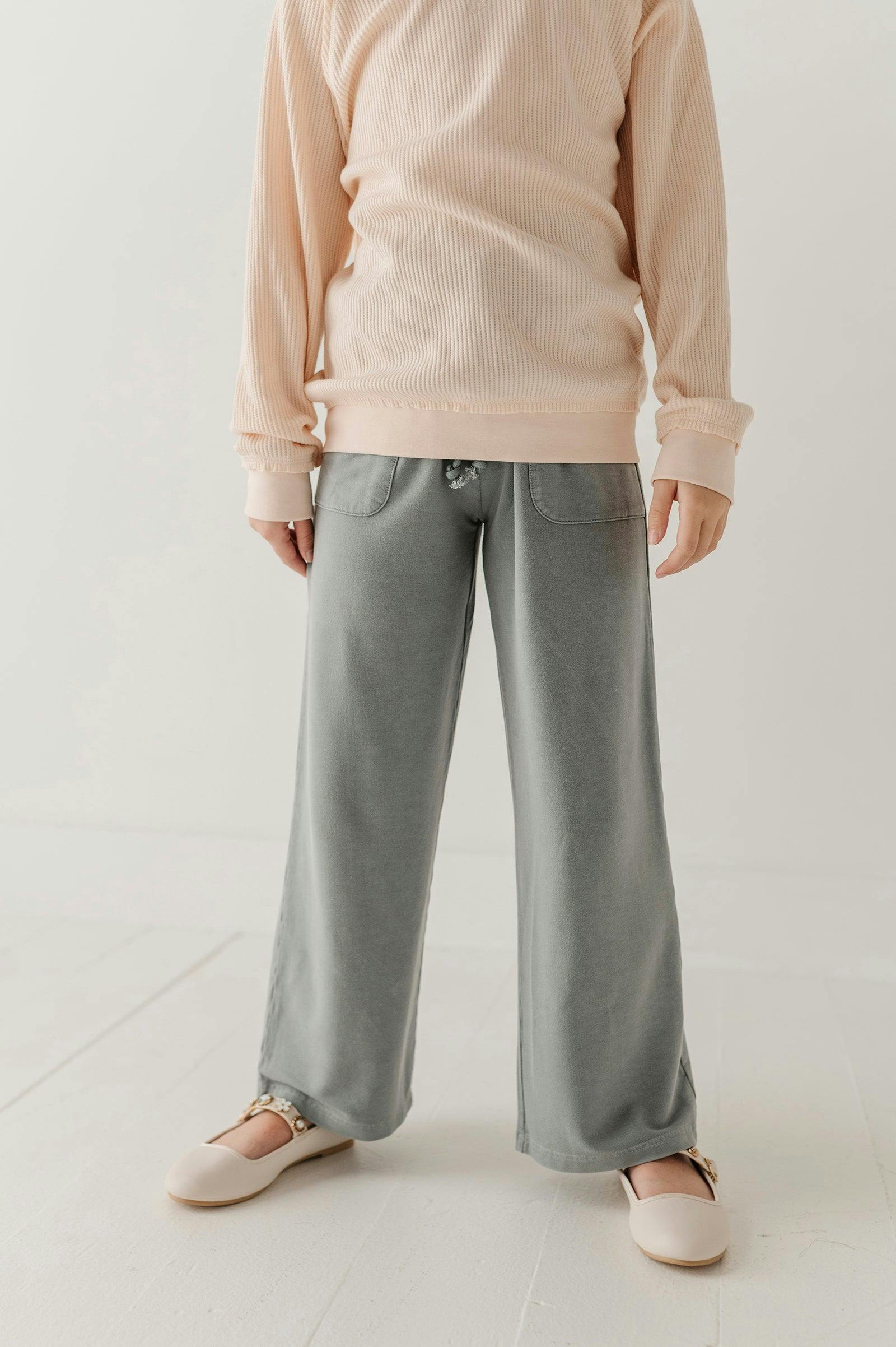 Girls Acid Wash Comfy Pant in Shadow Green
