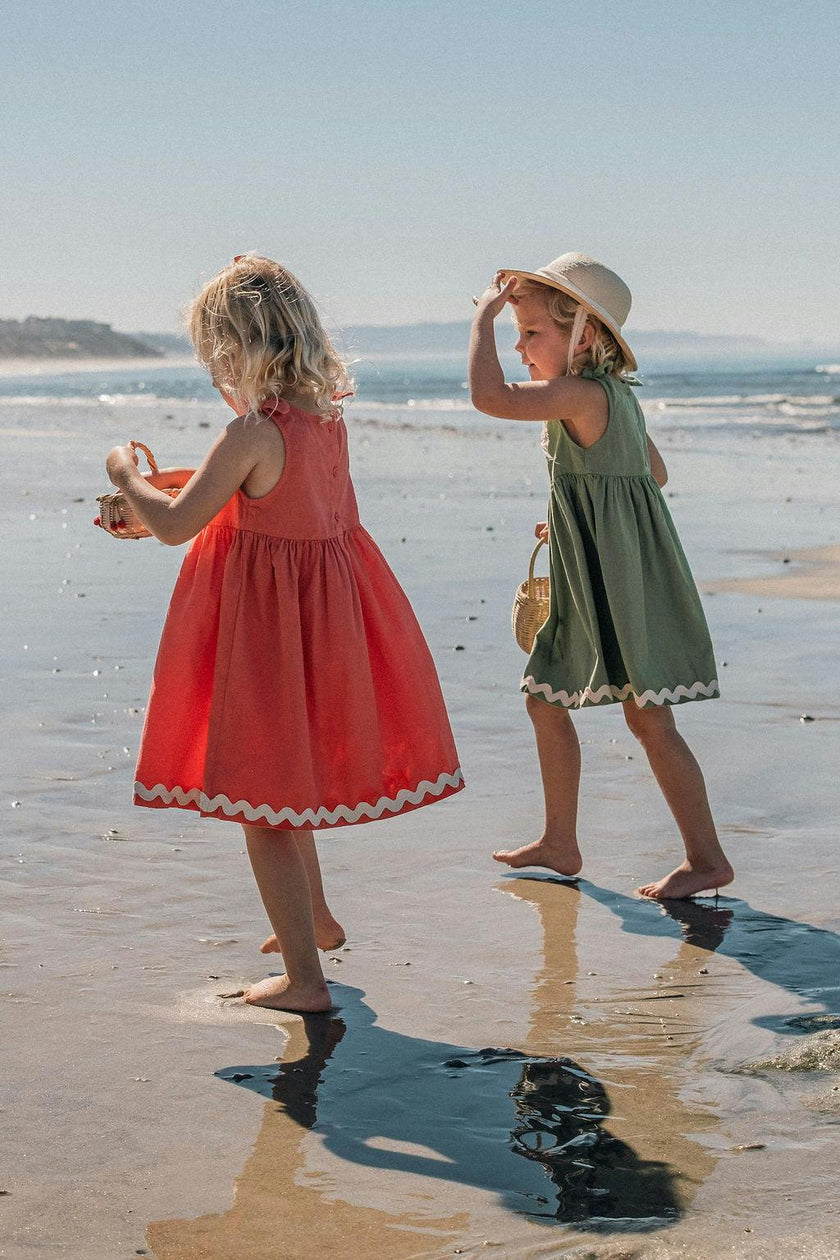 Piper Dress in Tres Cherry