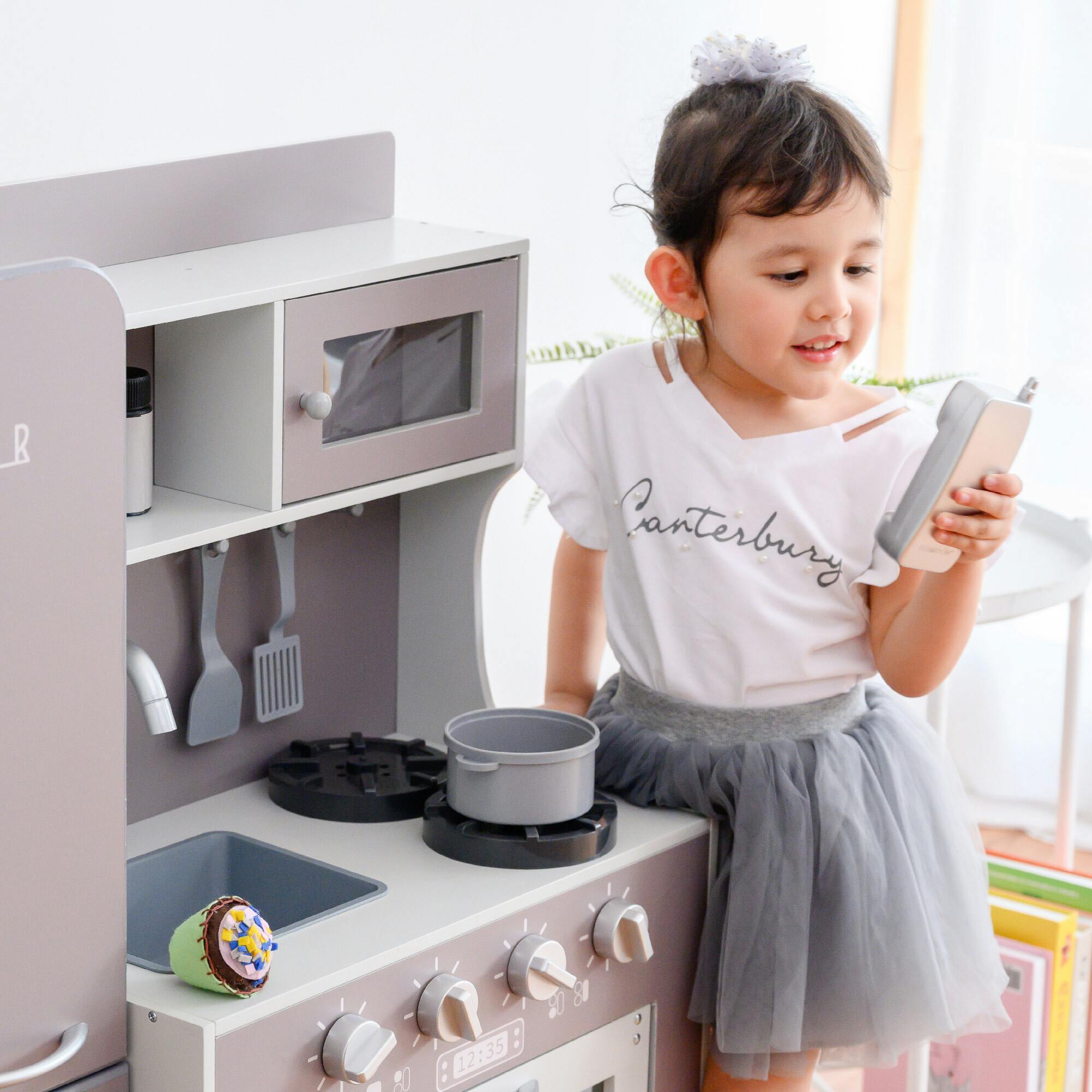 Little Chef Mayfair Retro Play Kitchen
