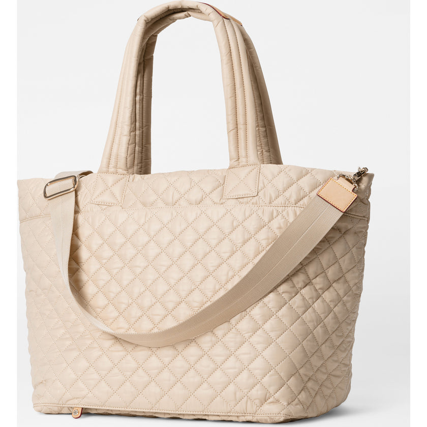 Women's Large Metro Tote Deluxe Bag