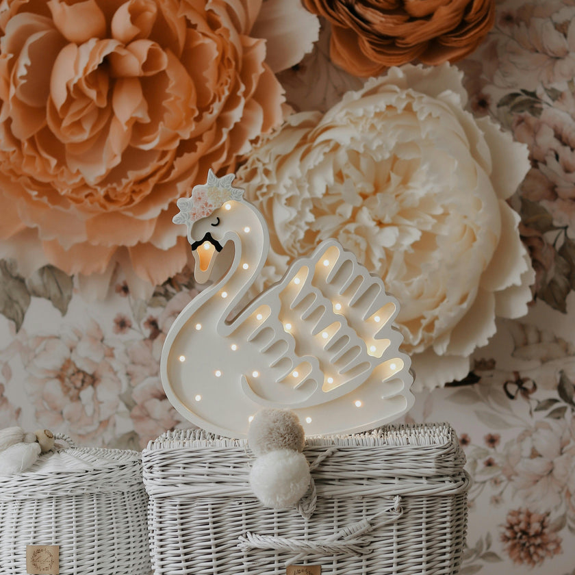 Little Lights Swan Lamp
