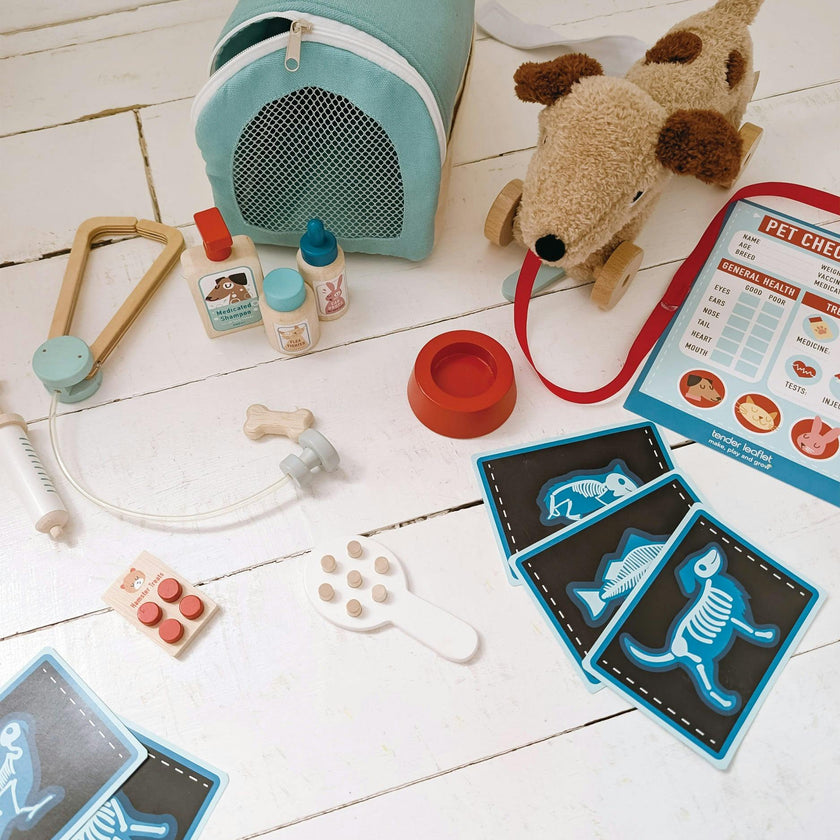 Animal Rescue Vet Case
