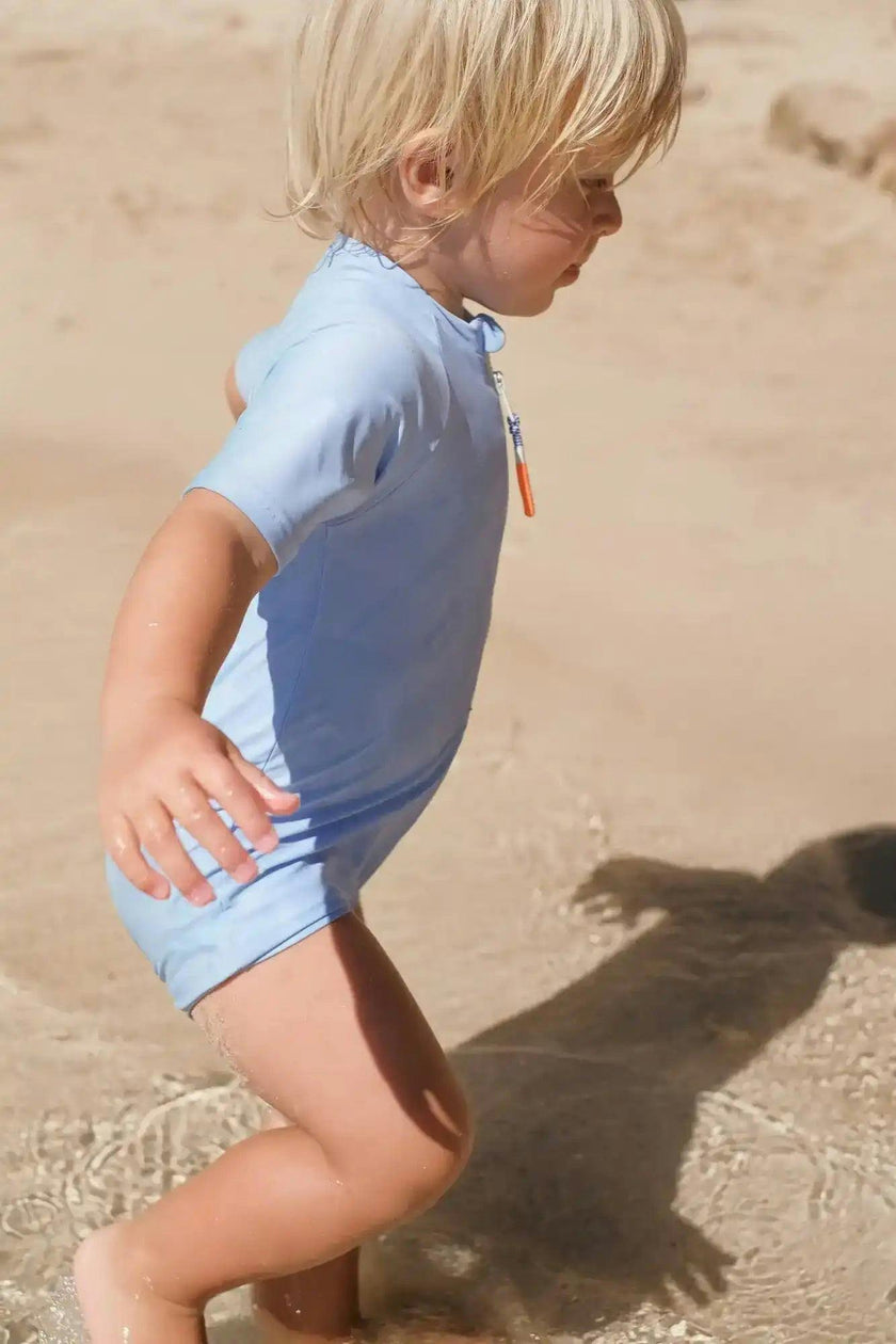 Boys' anti-UV short-sleeved jumpsuit, sky blue | COMBI BYRON