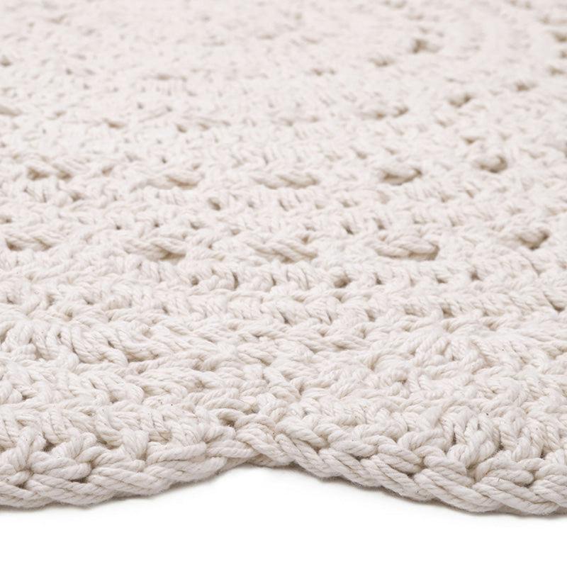 Alma Hand-Crocheted Scalloped Round Rug