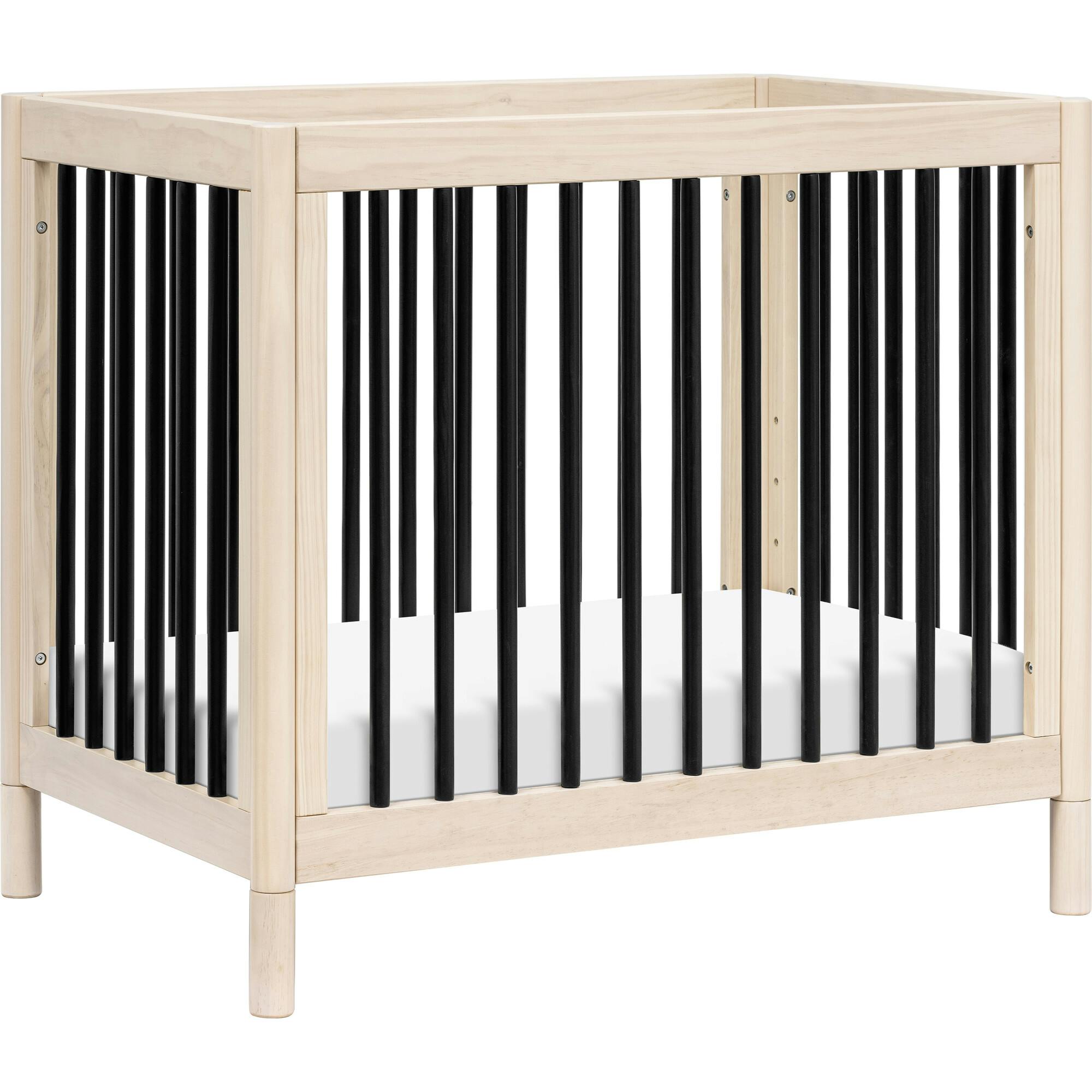 Gelato 4-In-1 Convertible Mini Crib