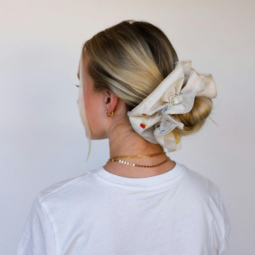 CREAM FARMERS MARKET CORSET SCRUNCHIE