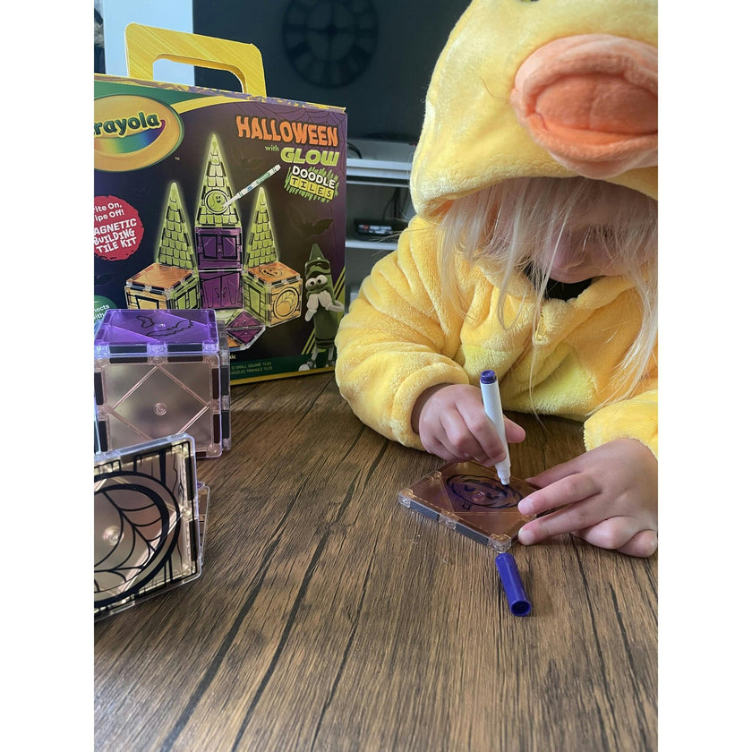 Crayola Halloween GLOW Doodle Magnetic Tile Set