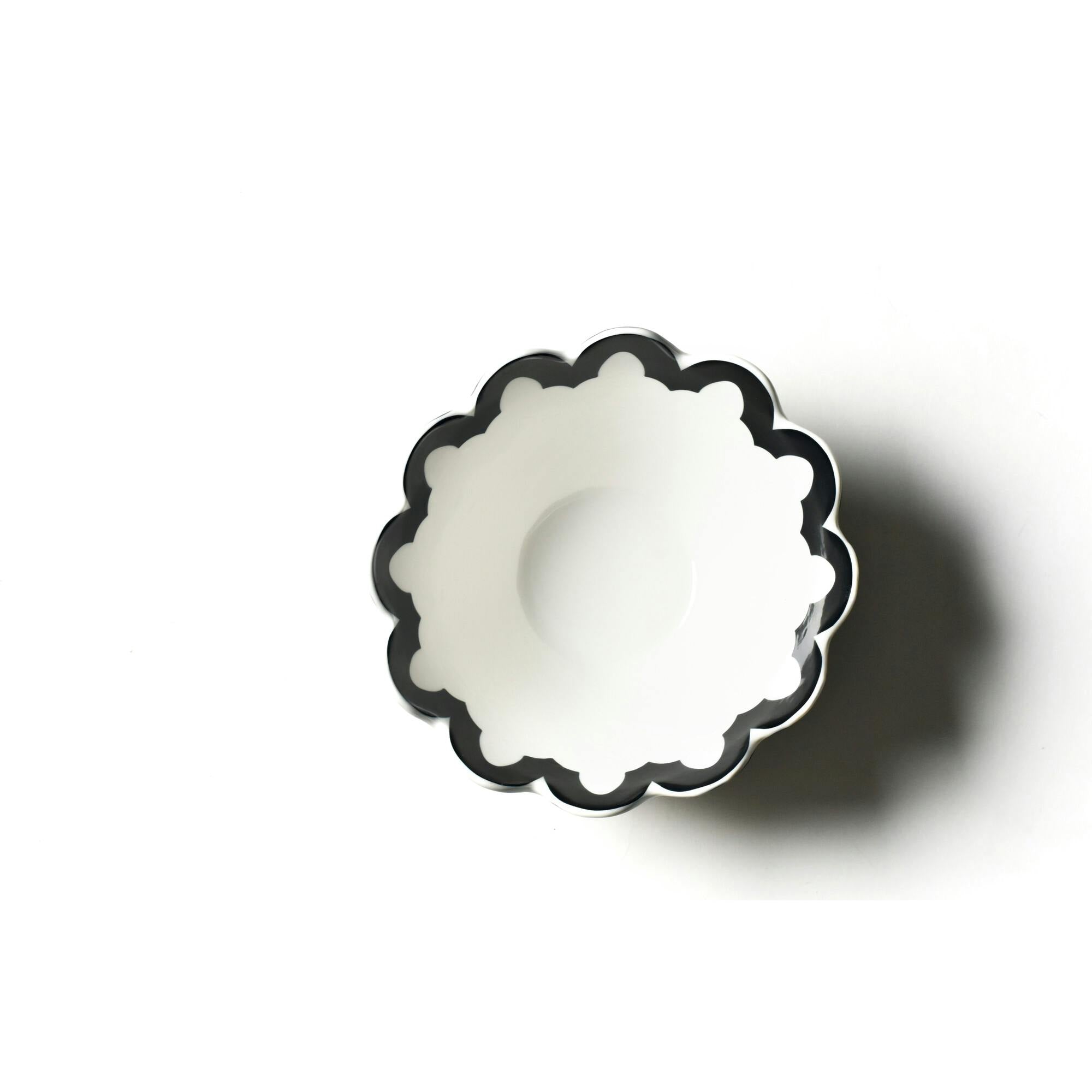 Black Arabesque Scallop 9 Bowl