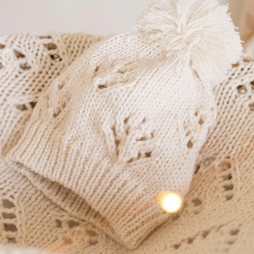 Knitted Beanie in Natural